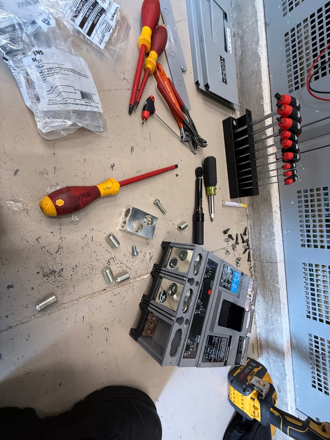 Hilton Garden Inn Siemens switchgear project photo 31